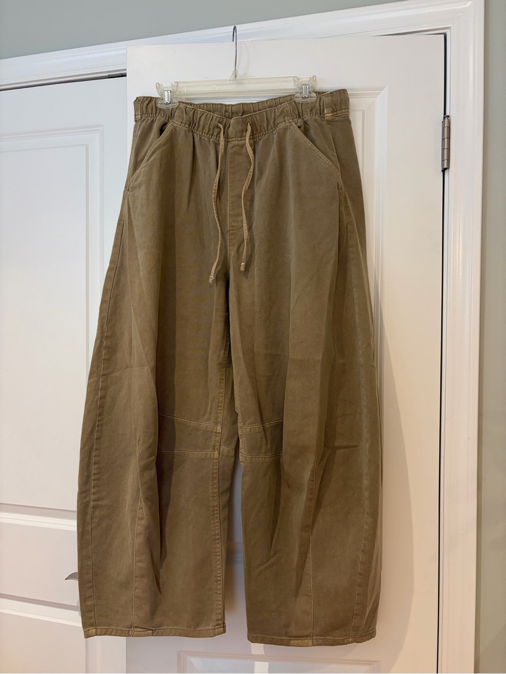 GAP Cargo Drawstring Wide-Leg Pants - tan